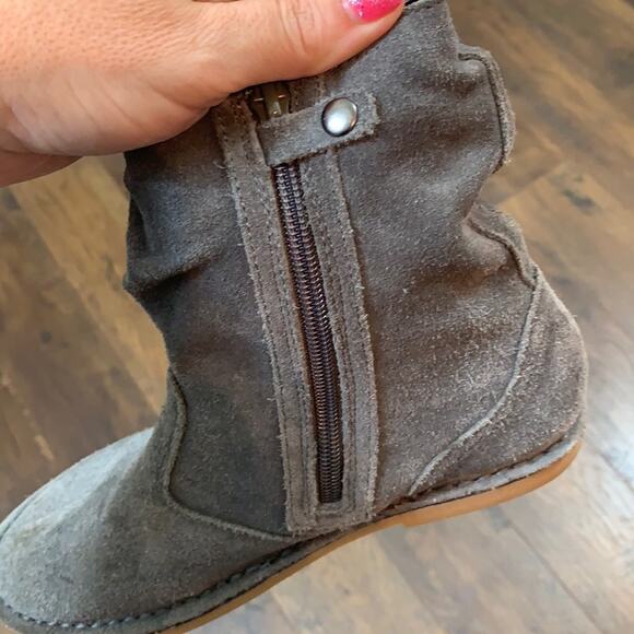 Garnet Hill Naturino Suede Gray Slouch Boots - Picture 9 of 9